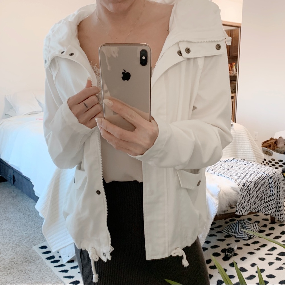 Light weight jacket